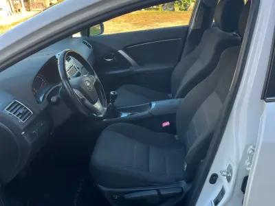 Toyota Avensis 2012 (miniatűr)