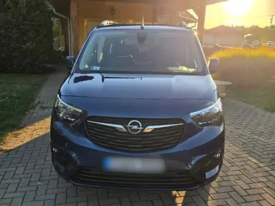 Opel Combo Egyterű