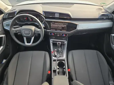 Audi Q3 2025 (miniatűr)
