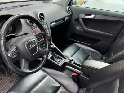 Audi A3 2010 (miniatűr)