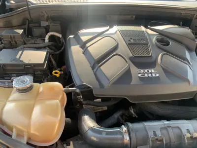 Jeep Grand Cherokee 2011 (miniatűr)