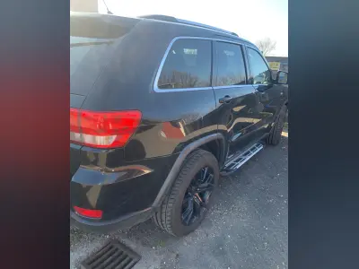 Jeep Grand Cherokee 2011 (miniatűr)