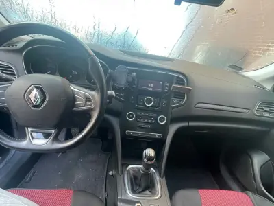 Renault Megane 2017 (miniatűr)