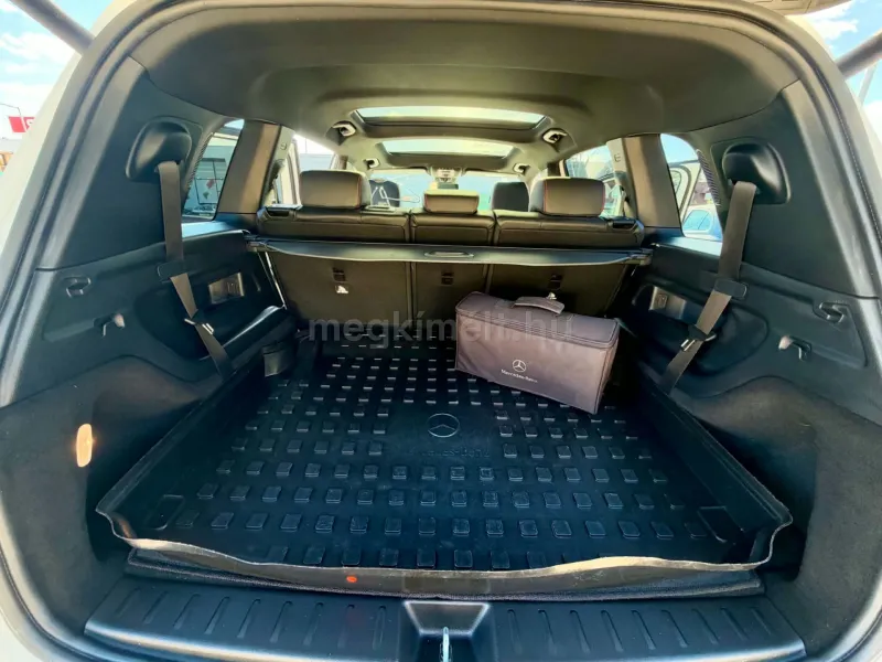 Mercedes-Benz EQB 2022