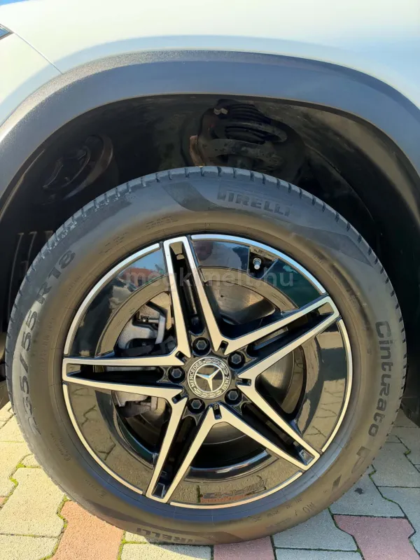 Mercedes-Benz EQB 2022