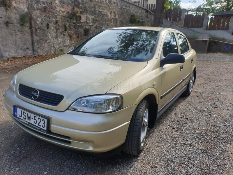 Opel Astra 2005