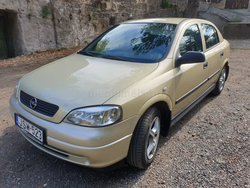Opel Astra 2005