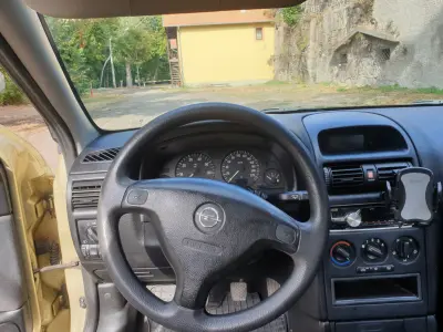Opel Astra 2005 (miniatűr)