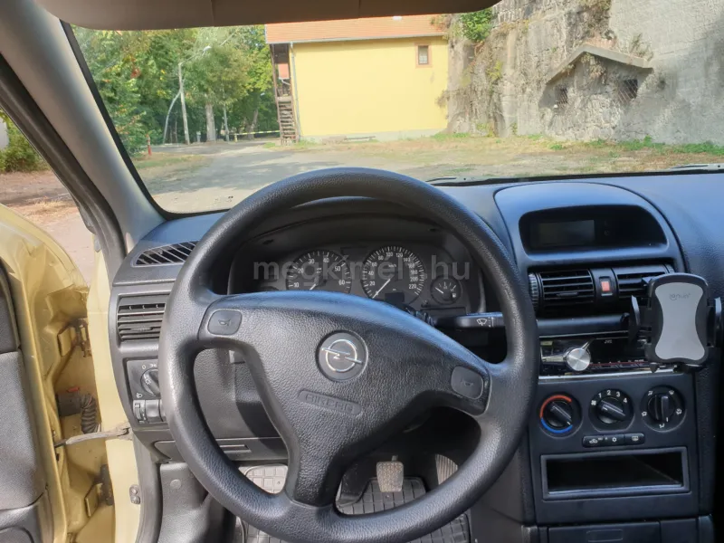 Opel Astra 2005