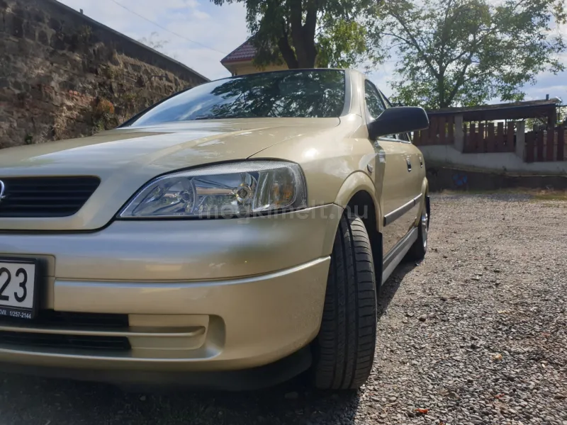 Opel Astra 2005