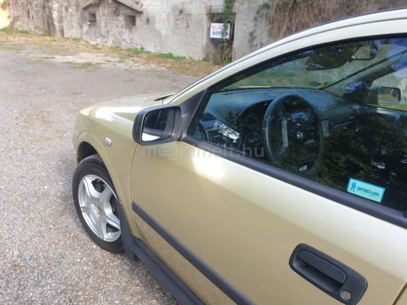 Opel Astra 2005