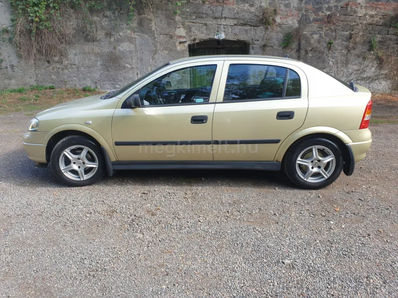 Opel Astra 2005