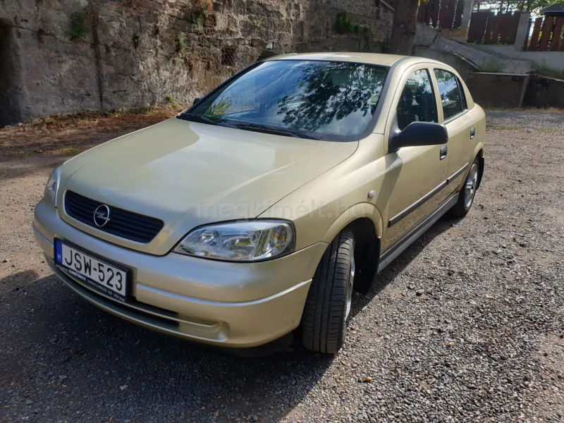 Opel Astra 2005