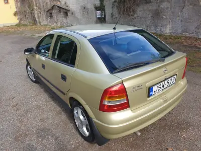 Opel Astra 2005 (miniatűr)