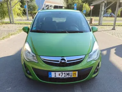 Opel Corsa 2011 (miniatűr)