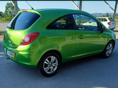 Opel Corsa 2011 (miniatűr)
