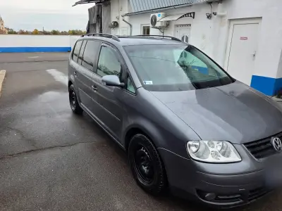 Volkswagen Touran 2006 (miniatűr)