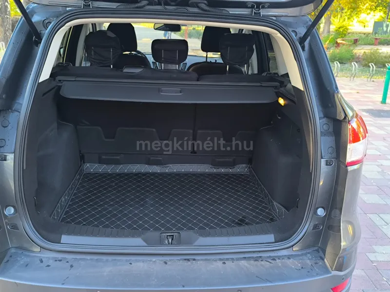 Ford Kuga 2016