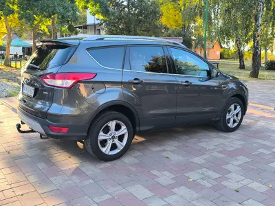 Ford Kuga 2016 (miniatűr)