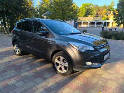 Ford Kuga 2016 (miniatűr)