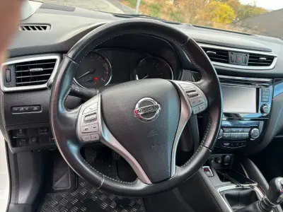 Nissan Qashqai 2015 (miniatűr)