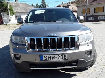 Jeep Grand Cherokee 2011 (miniatűr)