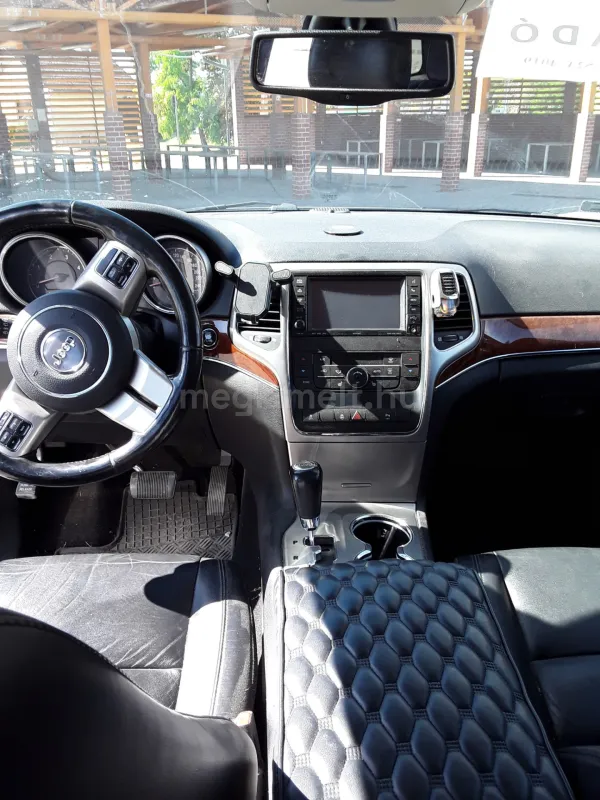 Jeep Grand Cherokee 2011