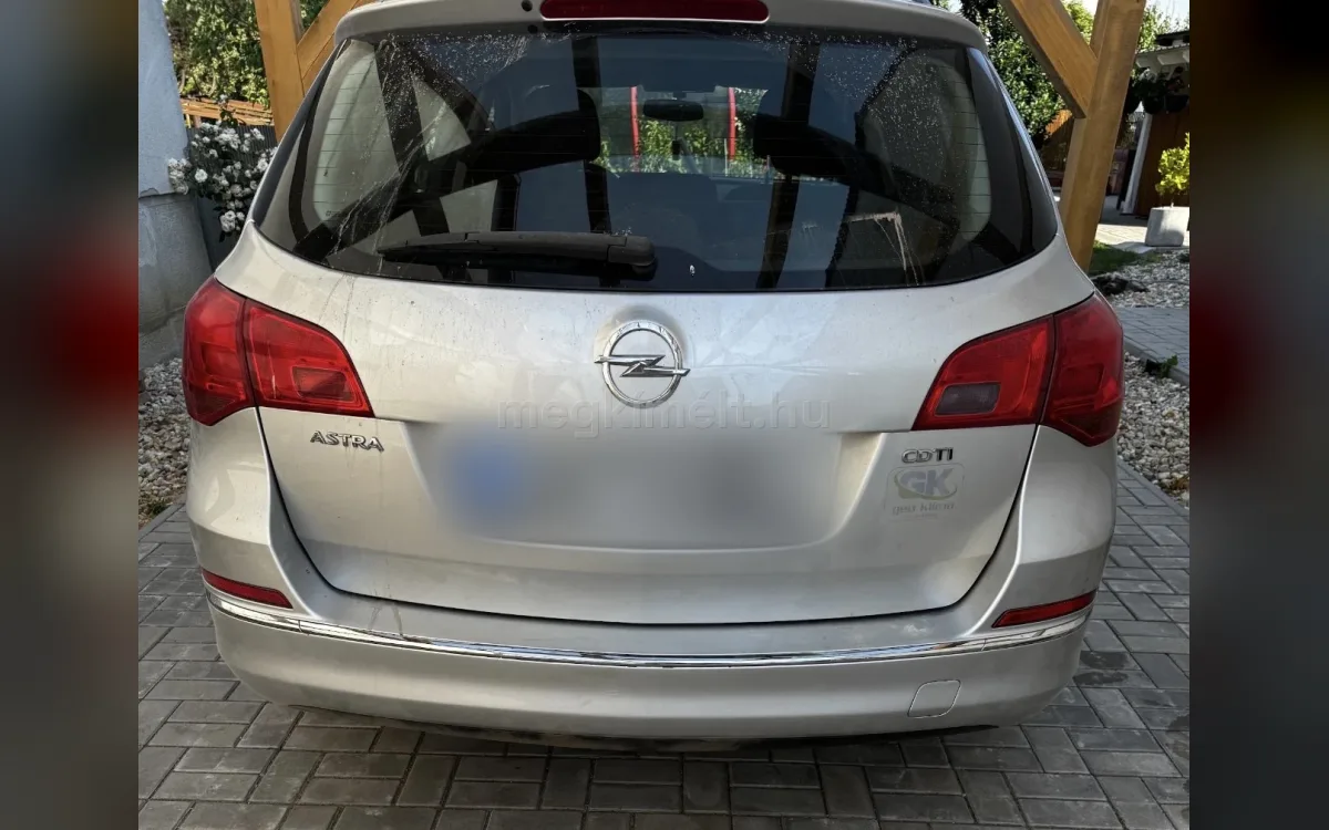 Opel Astra 2015