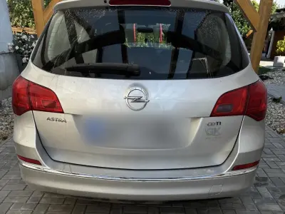 Opel Astra 2015 (miniatűr)