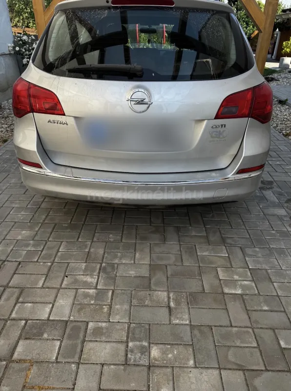 Opel Astra 2015