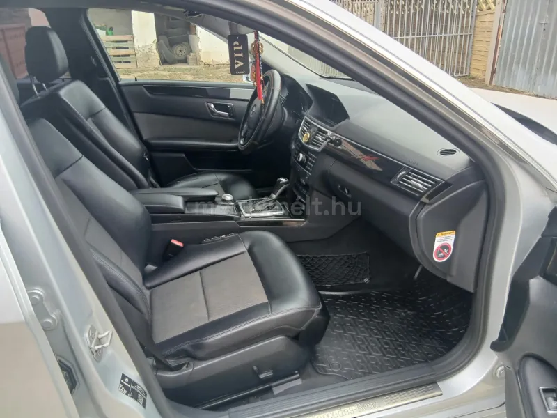 Mercedes-Benz E 250 2010