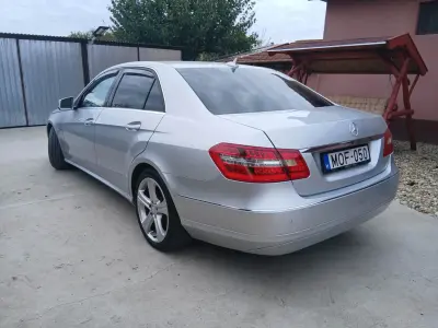 Mercedes-Benz E 250 2010 (miniatűr)