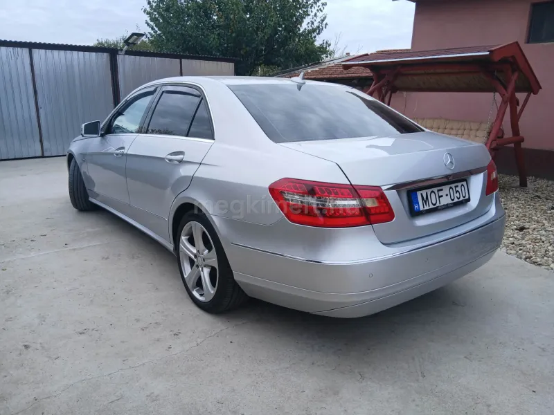Mercedes-Benz E 250 2010