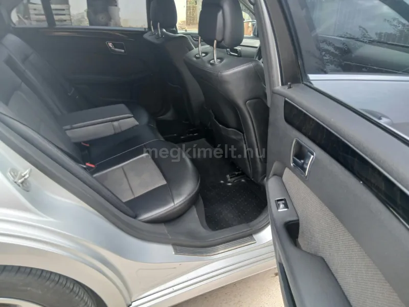Mercedes-Benz E 250 2010