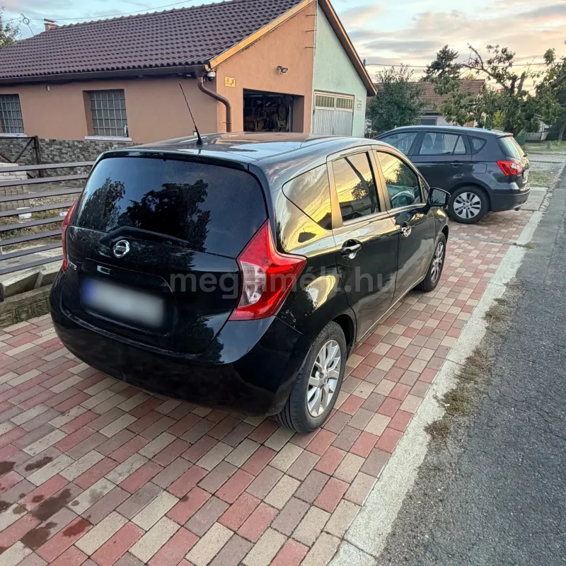 Nissan Note 2015