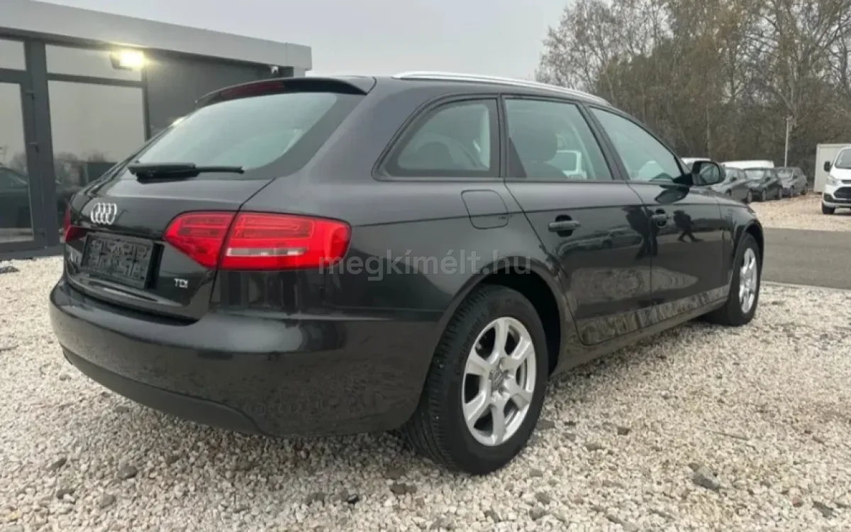 Audi A4 2011