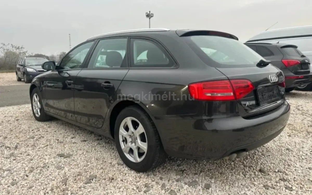 Audi A4 2011