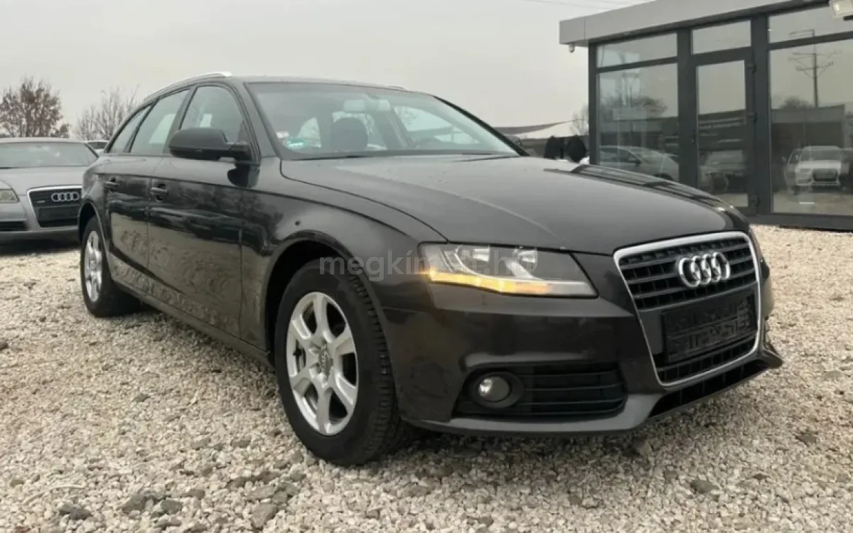 Audi A4 2011
