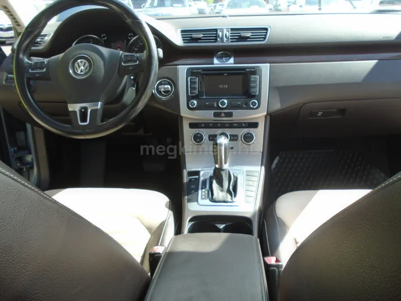 Volkswagen Passat Variant 2012