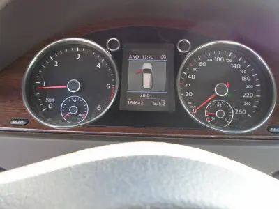 Volkswagen Passat Variant 2012 (miniatűr)