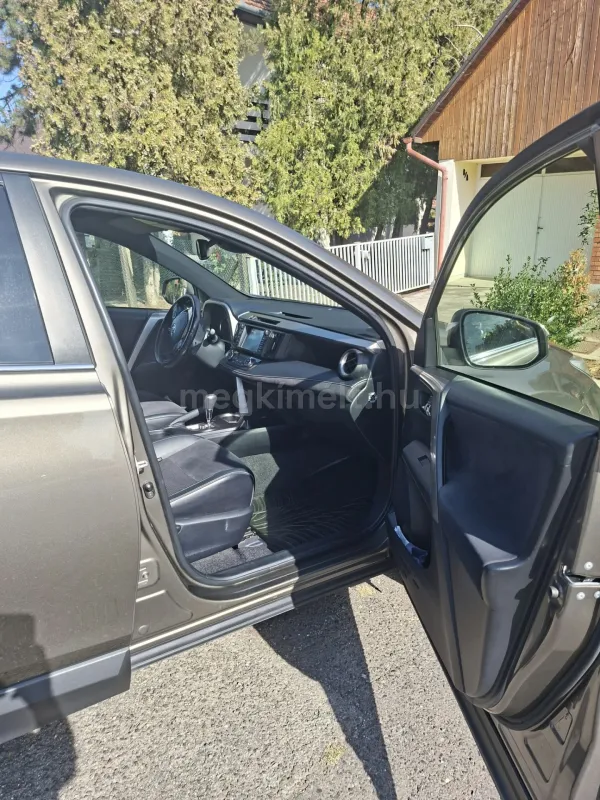 Toyota RAV 4 2018