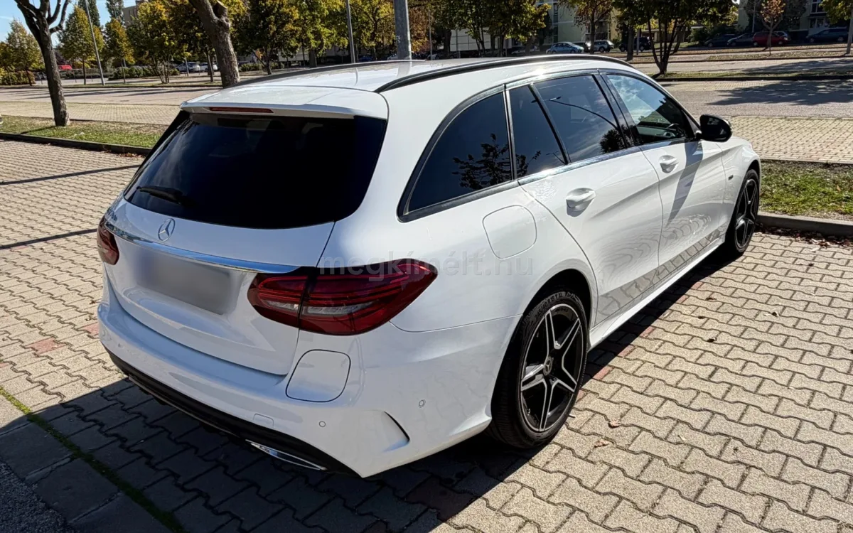 Mercedes-Benz C 300 2021