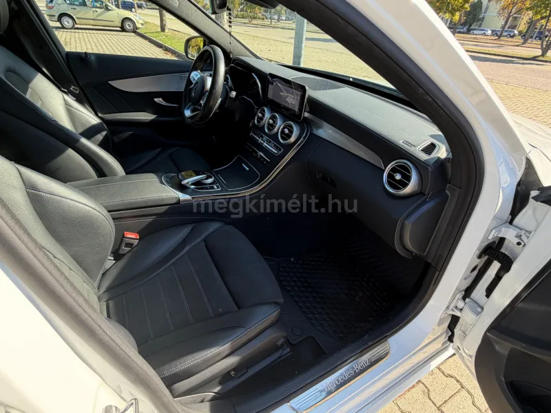 Mercedes-Benz C 300 2021