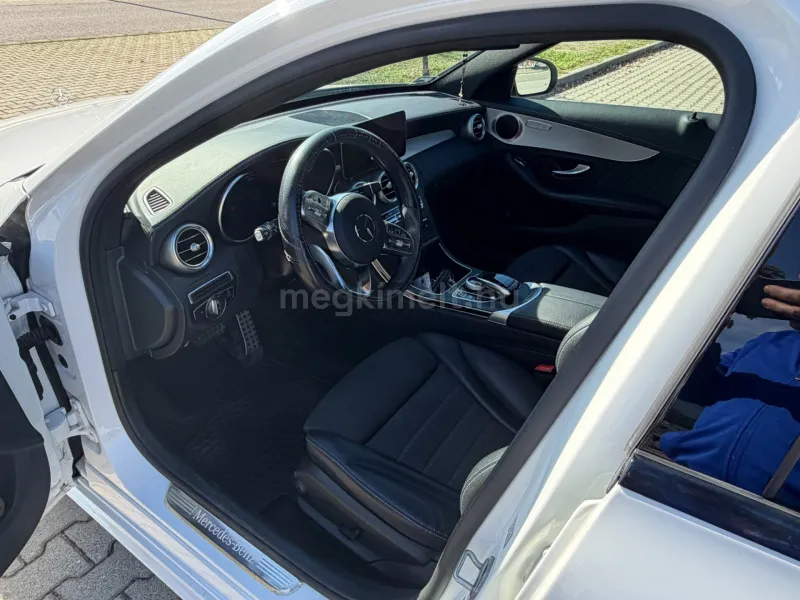 Mercedes-Benz C 300 2021