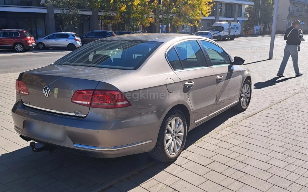 Volkswagen Passat 2011
