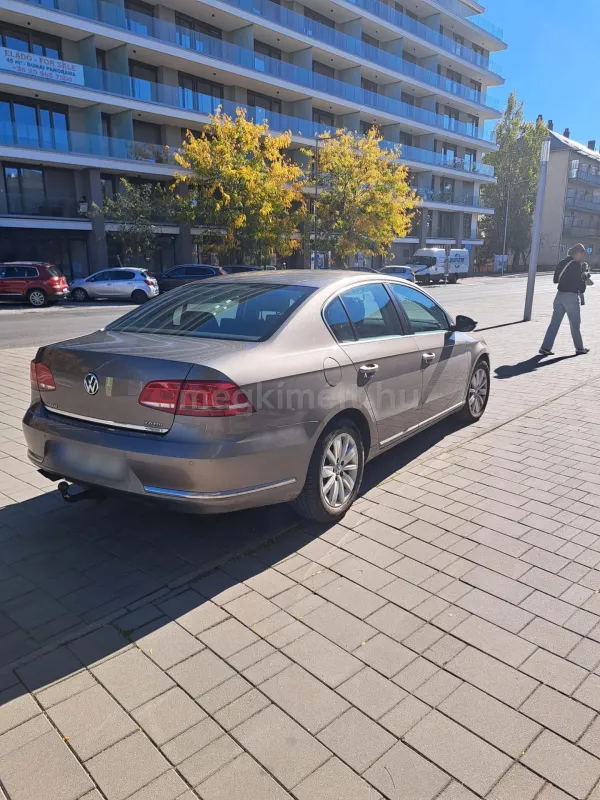 Volkswagen Passat 2011