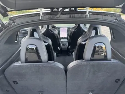 Tesla Model X 2016 (miniatűr)