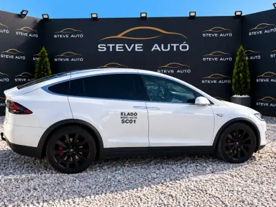 Tesla Model X 2016 (miniatűr)