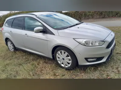 Ford Focus 2015 (miniatűr)