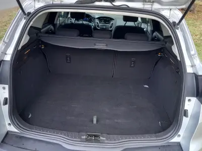 Ford Focus 2015 (miniatűr)